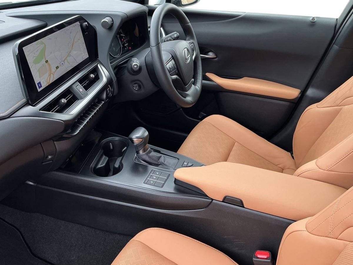 Used Lexus UX 2023 for sale - 77978888: Photo 7