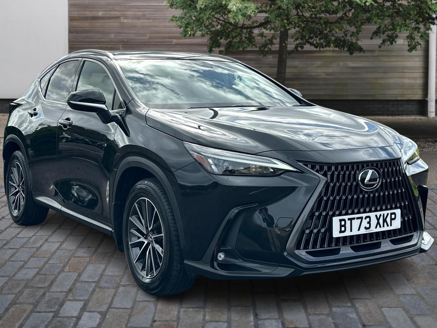 Used Lexus NX 2023 for sale - 75942720: Photo 1