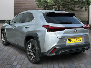 Used Lexus UX 2023 for sale - 75901456: Photo