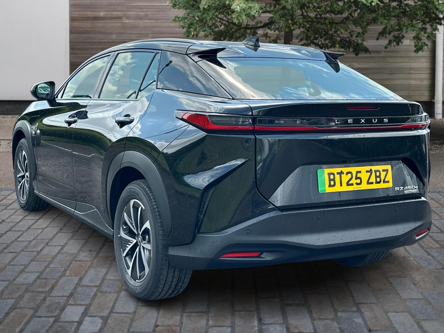 Used Lexus RZ 2025 for sale - 76800549: Photo 3