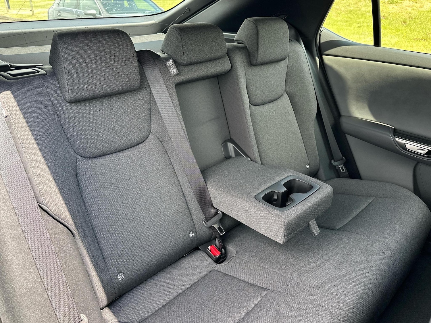 Used Lexus RZ 2025 for sale - 76800549: Photo 9