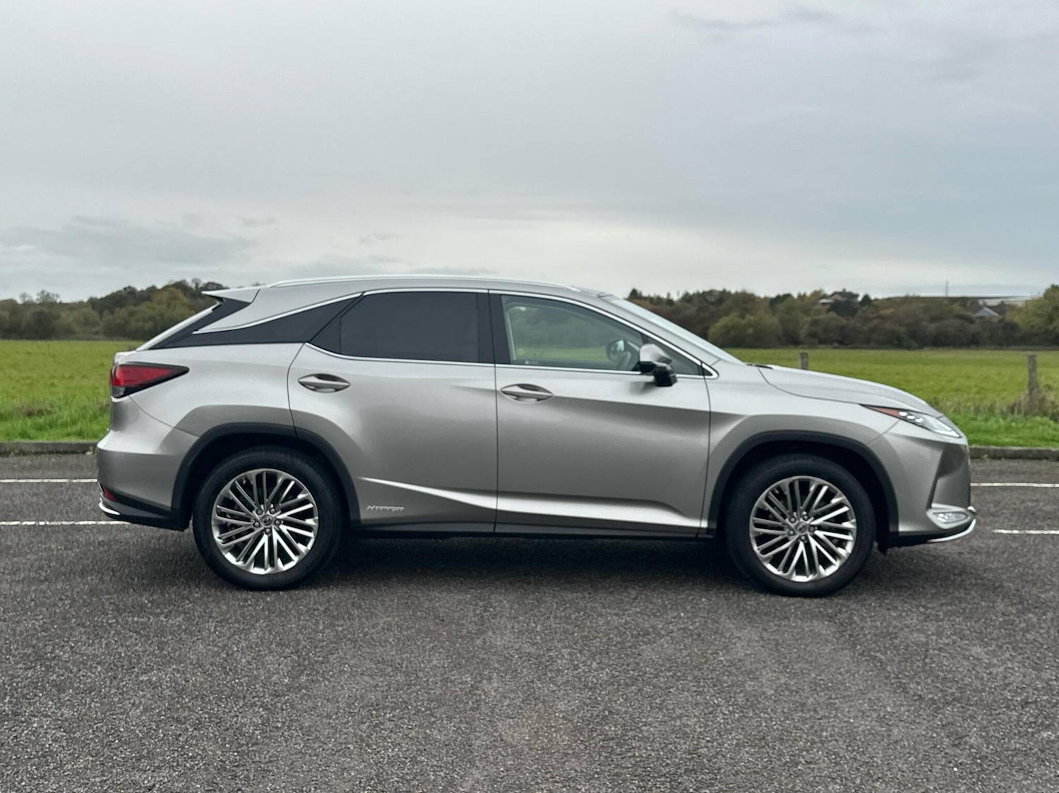 Used Lexus RX 2022 for sale - 76419862: Photo 4