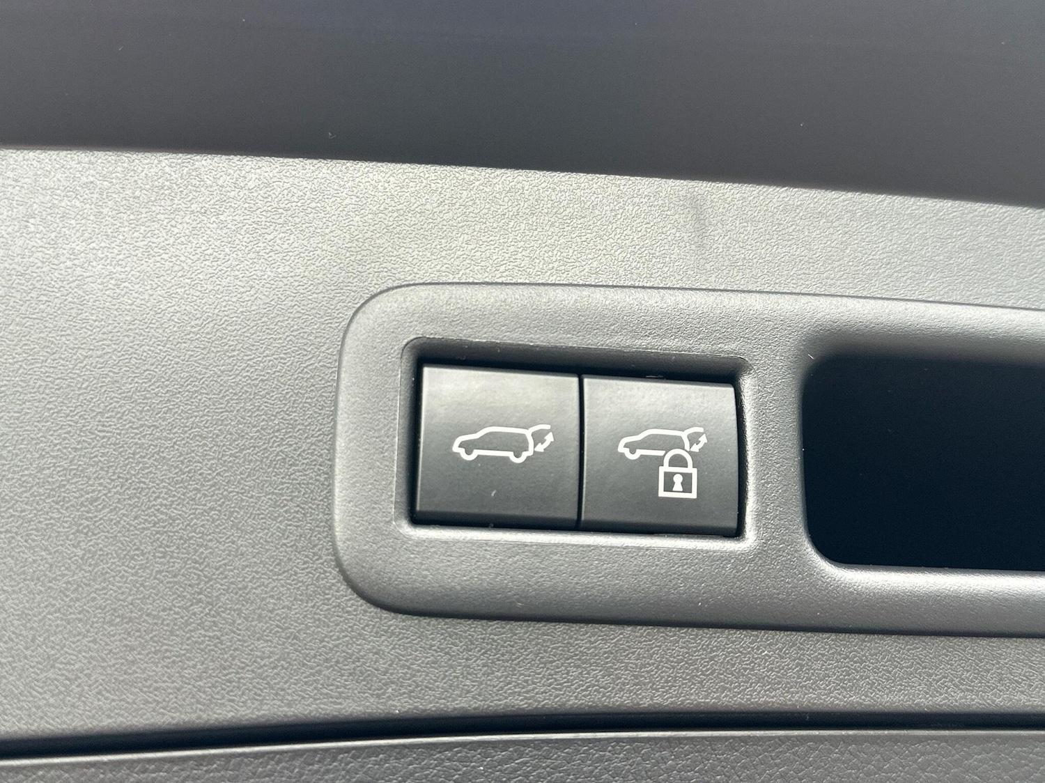 Used Lexus UX 2022 for sale - 76523240: Photo 13