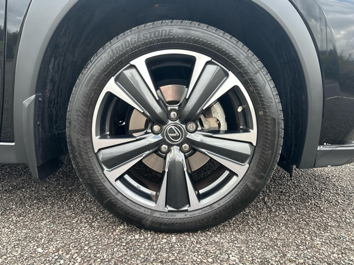 Used Lexus UX 2022 for sale - 76523240: Photo 5