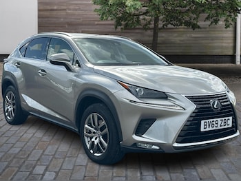2019 (69) - 300h 2.5 5dr CVT (8in Nav)