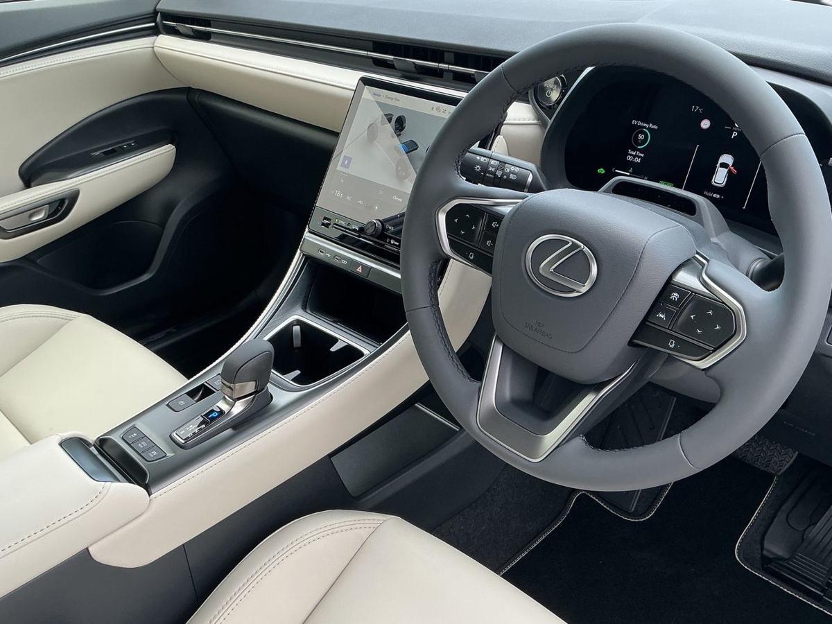 Used Lexus LBX 2026 for sale - 78088062: Photo 12