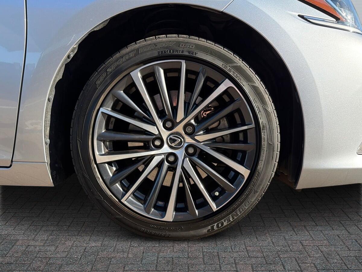 Used Lexus ES 2023 for sale - 77926910: Photo 6