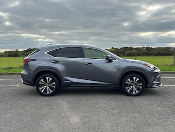 Used Lexus NX 2021 for sale - 76190652: Photo 4