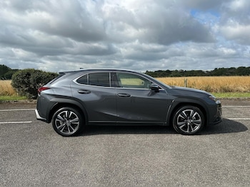 Used Lexus UX 2025 for sale - 75211433: Photo