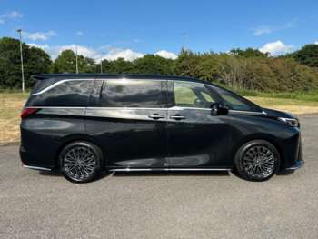 Used Lexus LM 2025 for sale - 74681097: Photo