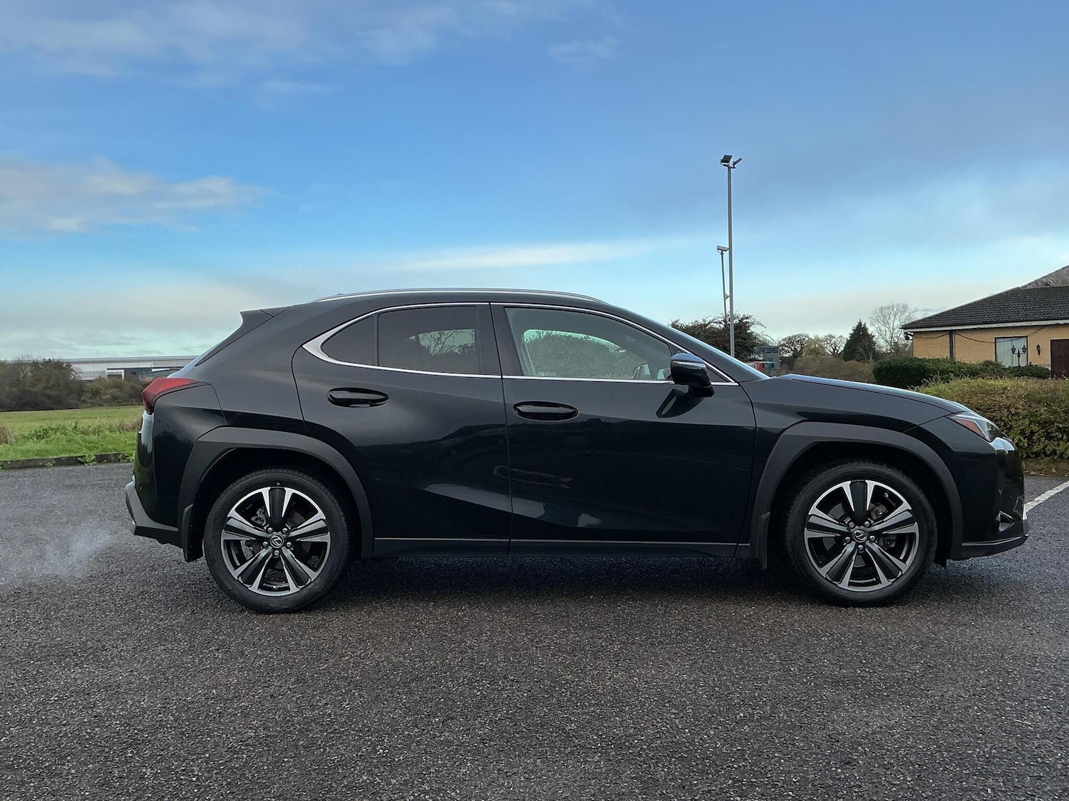 Used Lexus UX 2022 for sale - 76593388: Photo 4