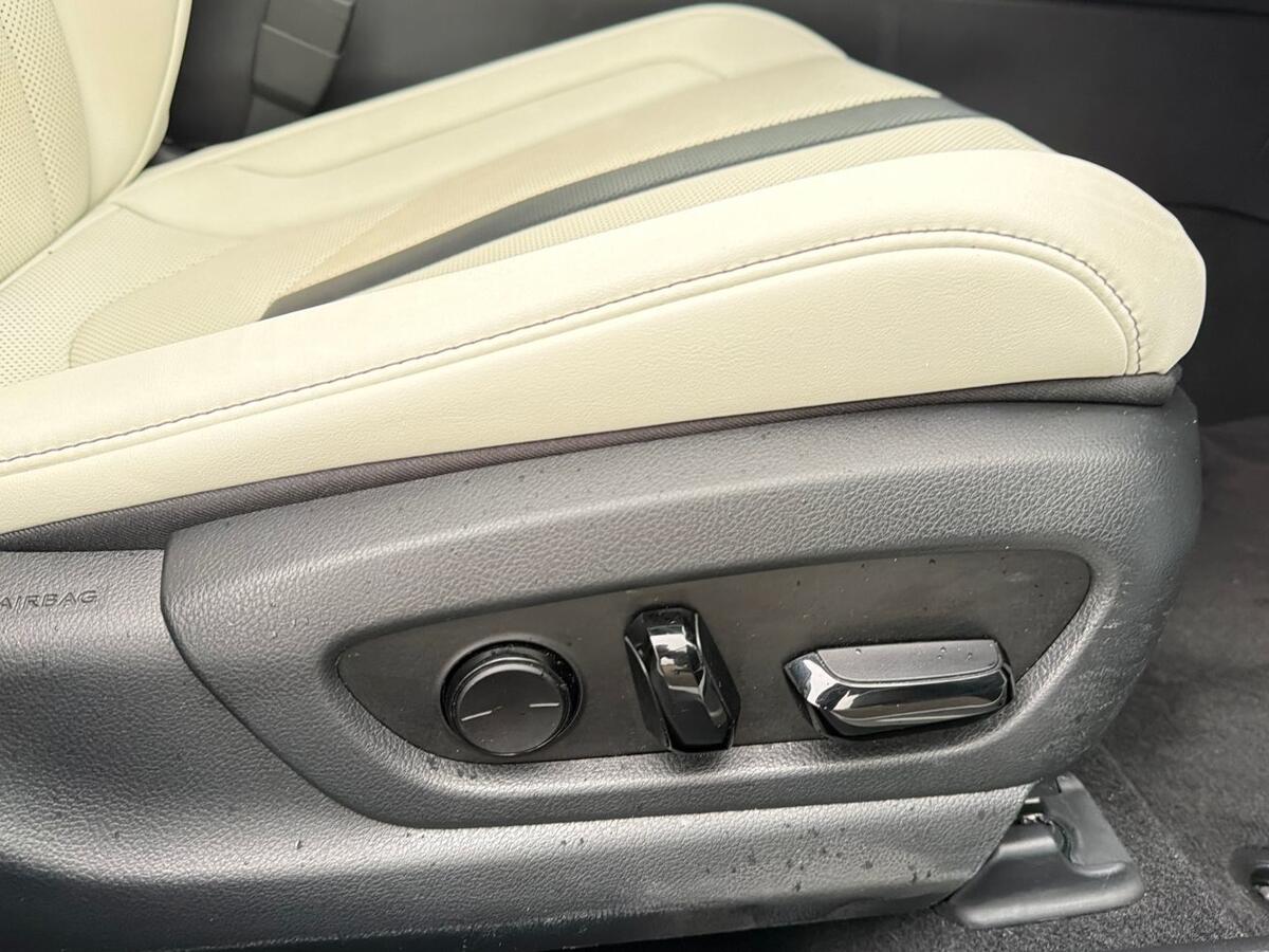 Used Lexus UX 2023 for sale - 77124522: Photo 15