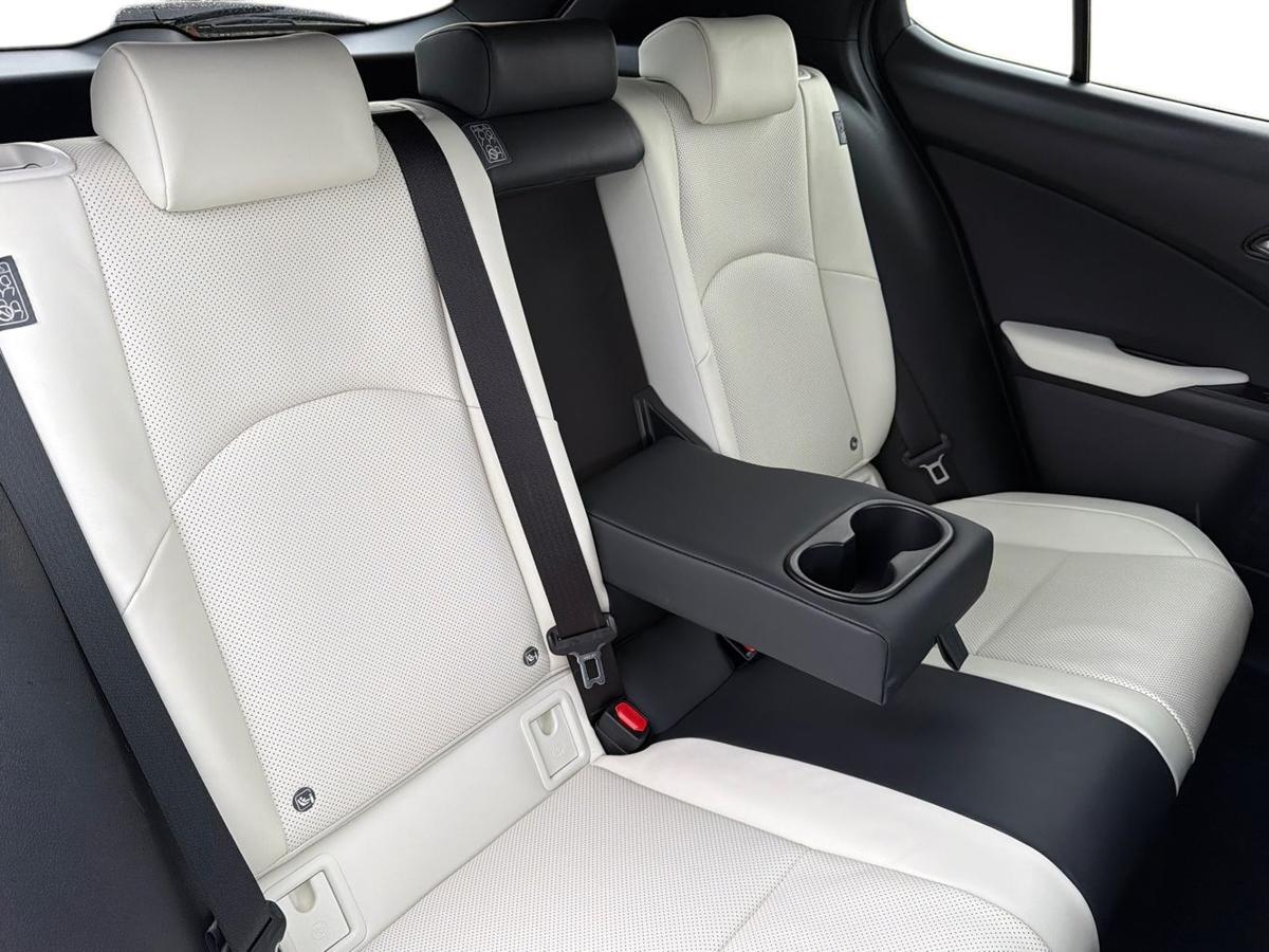 Used Lexus UX 2023 for sale - 77124522: Photo 9