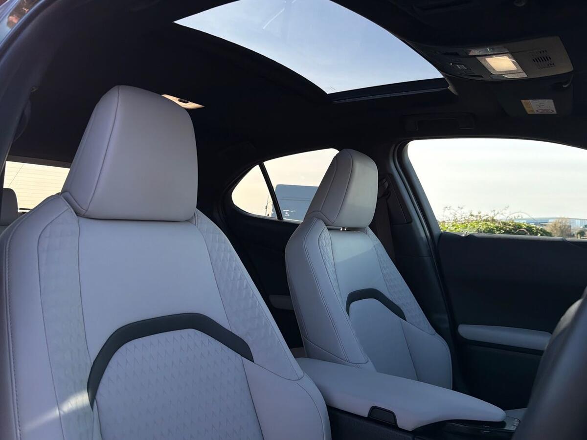 Used Lexus UX 2022 for sale - 77560494: Photo 13