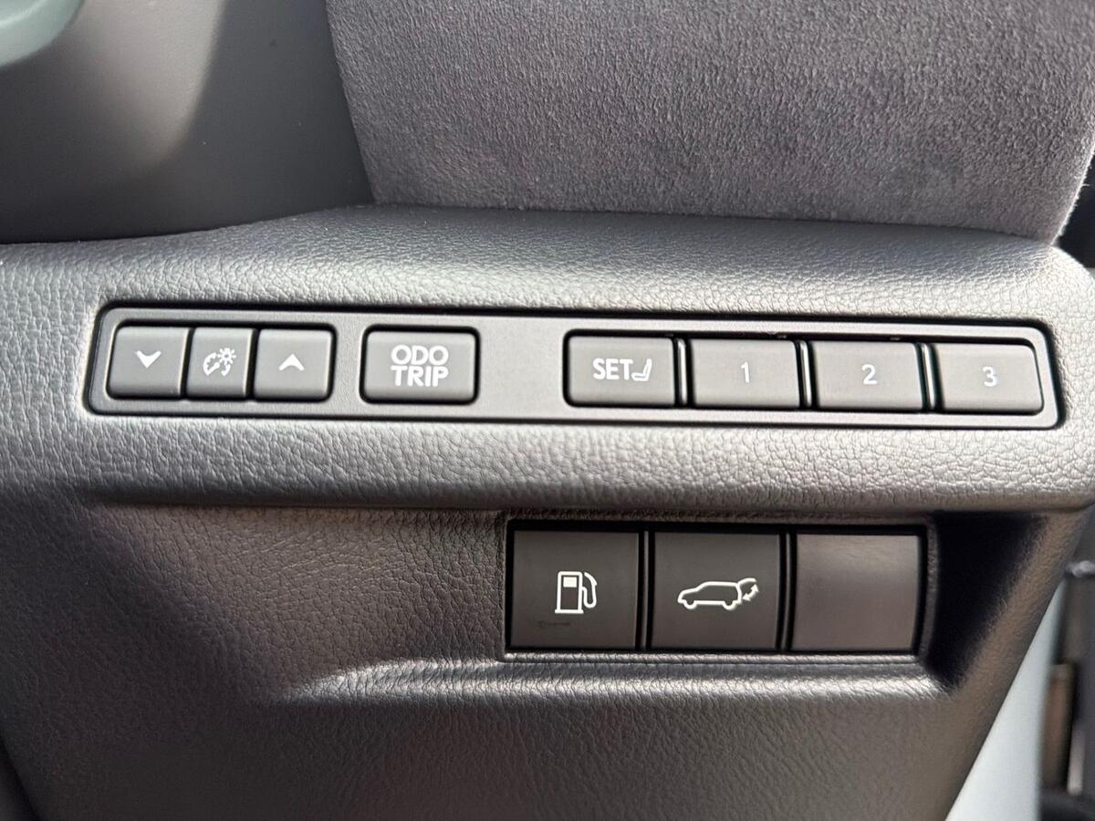 Used Lexus LBX 2026 for sale - 77231597: Photo 14