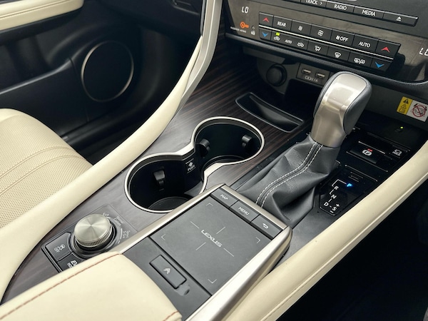 Used Lexus RX 2022 for sale - 76033218: Photo 14