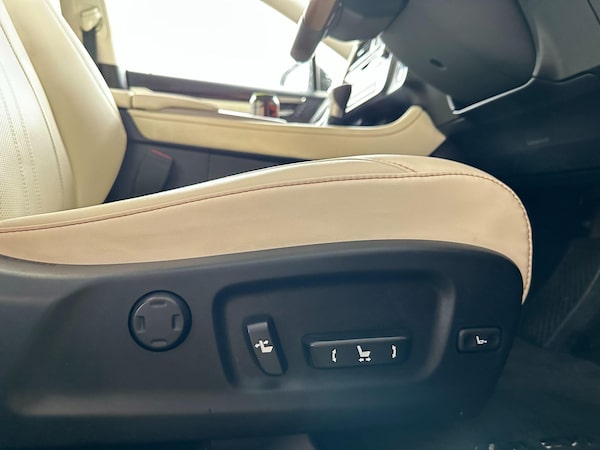 Used Lexus RX 2022 for sale - 76033218: Photo 19