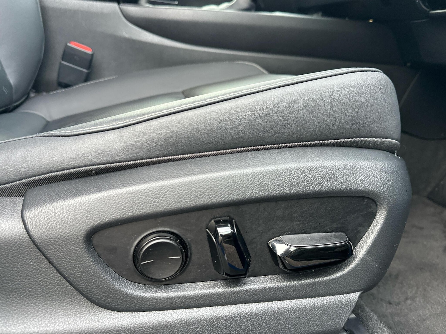 Used Lexus UX 2022 for sale - 76730808: Photo 13