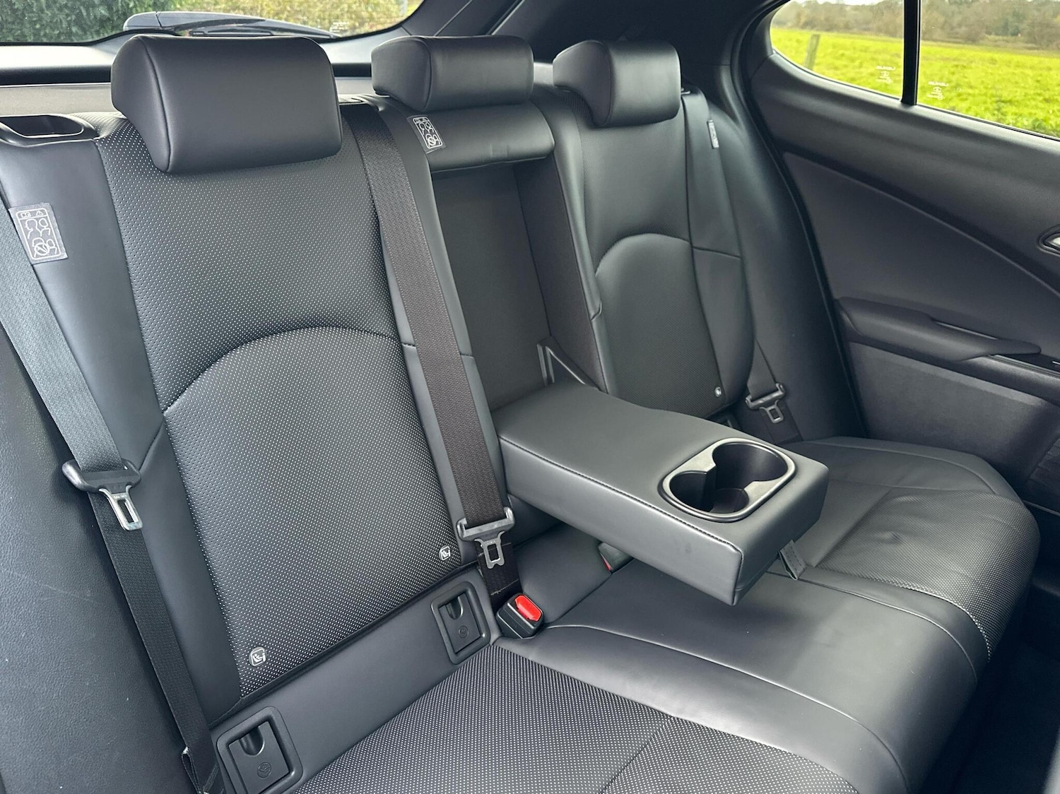 Used Lexus UX 2022 for sale - 76730808: Photo 9