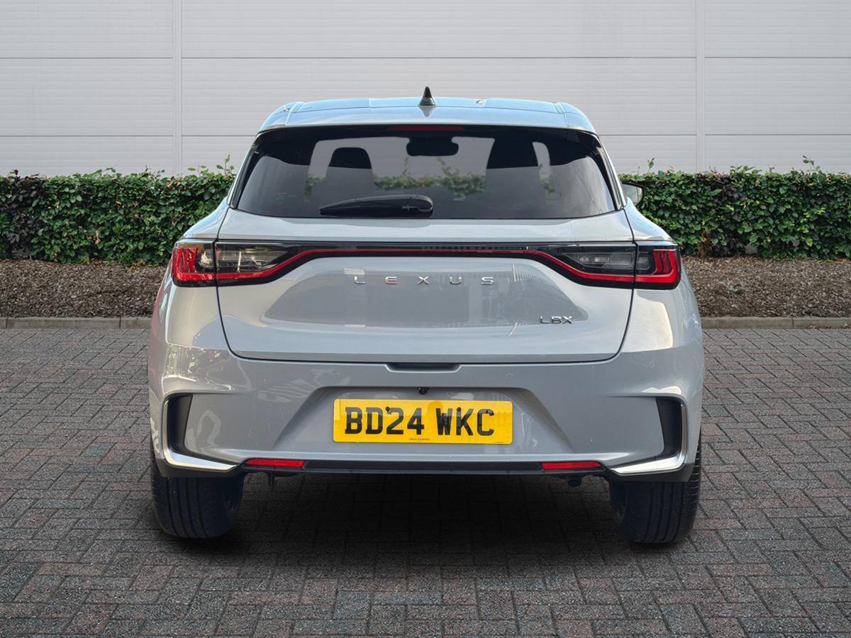 Used Lexus LBX 2024 for sale - 77397142: Photo 4