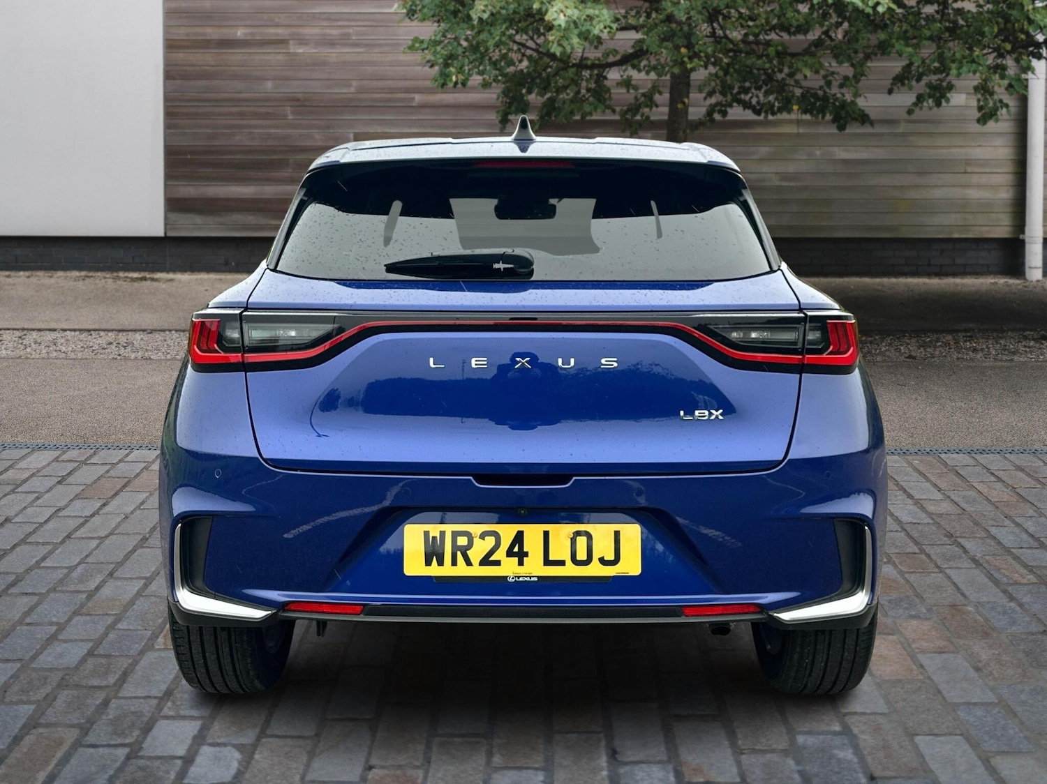 Used Lexus LBX 2024 for sale - 76241269: Photo 10