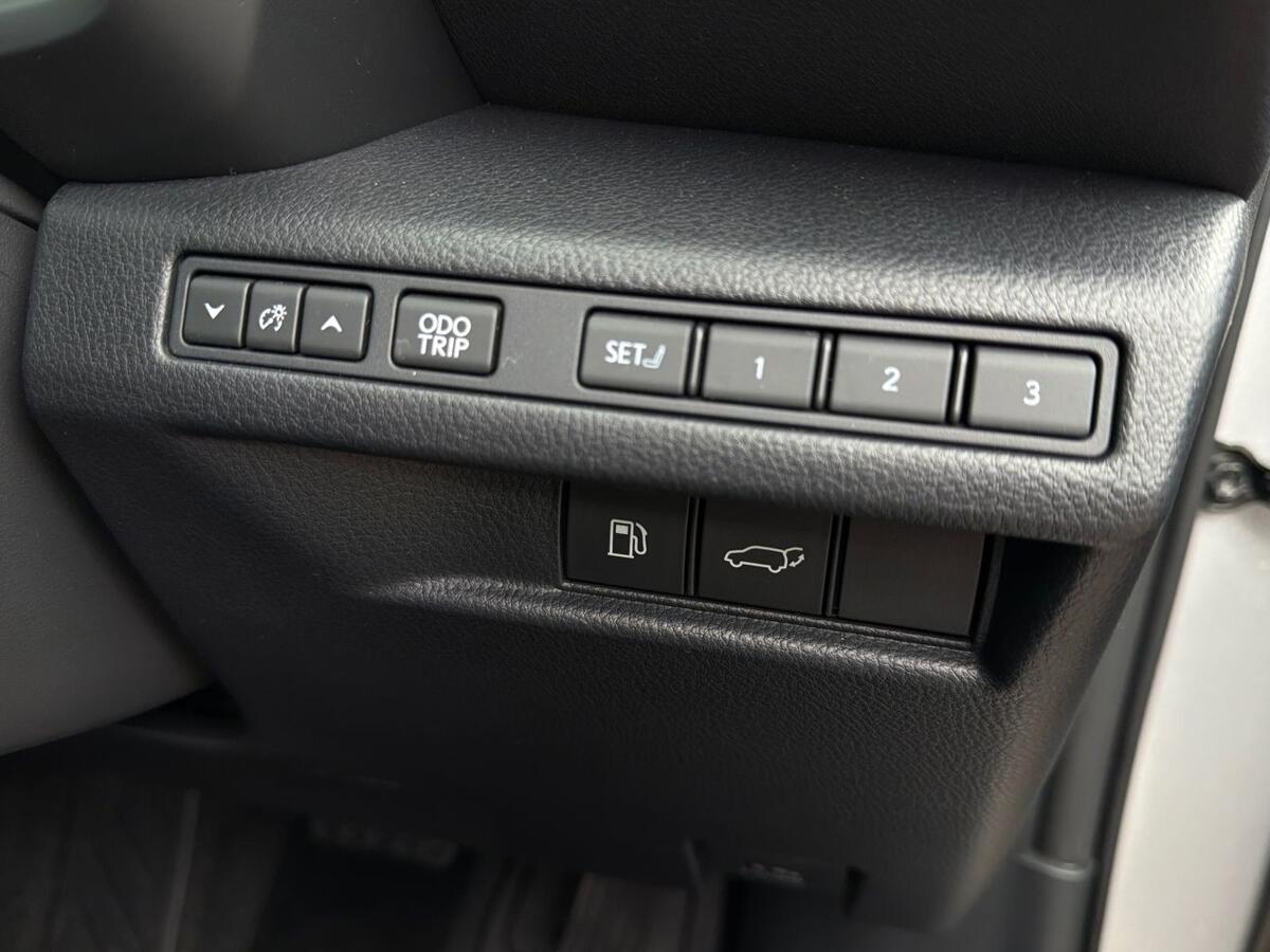 Used Lexus LBX 2024 for sale - 77725274: Photo 15