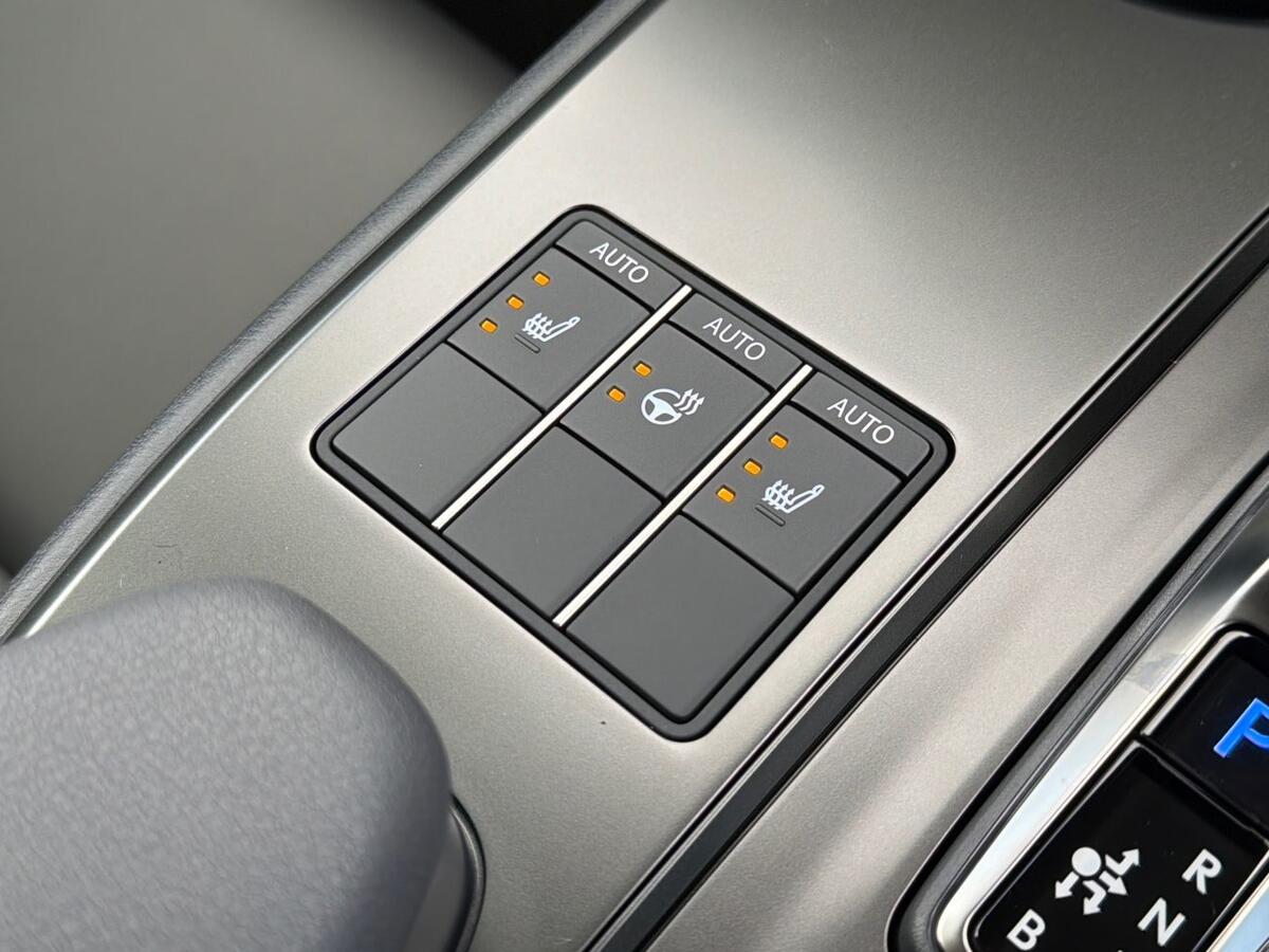 Used Lexus UX 2026 for sale - 77893604: Photo 15