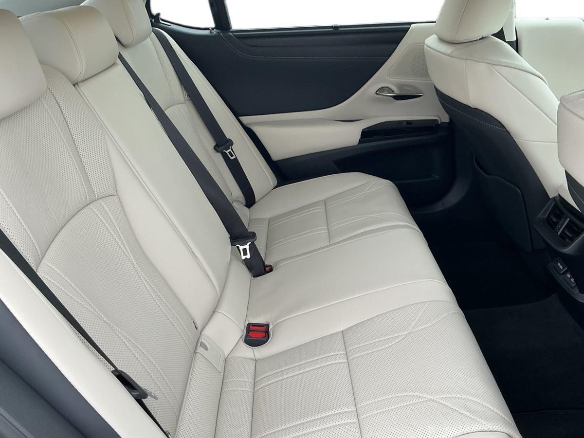 Used Lexus ES 2026 for sale - 77231577: Photo 9