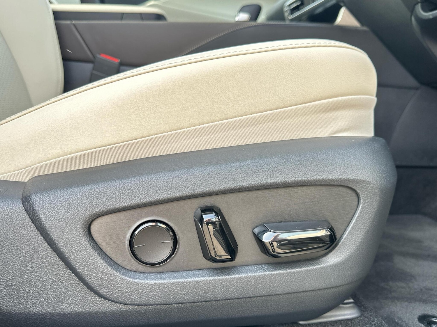 Used Lexus RX 2025 for sale - 77770707: Photo 14