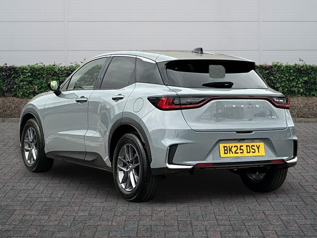 Used Lexus LBX 2025 for sale - 78008588: Photo 2