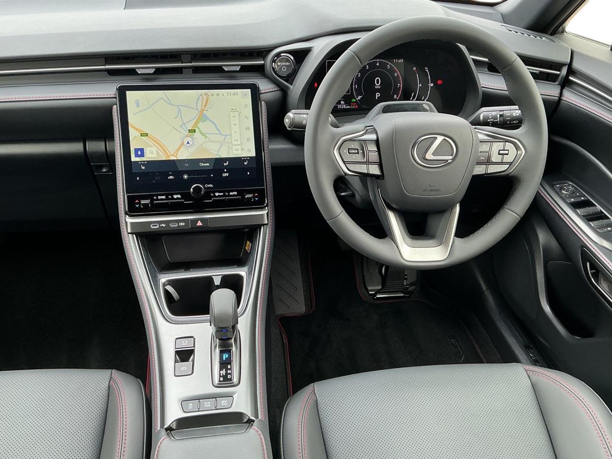 Used Lexus LBX 2025 for sale - 78008588: Photo 8