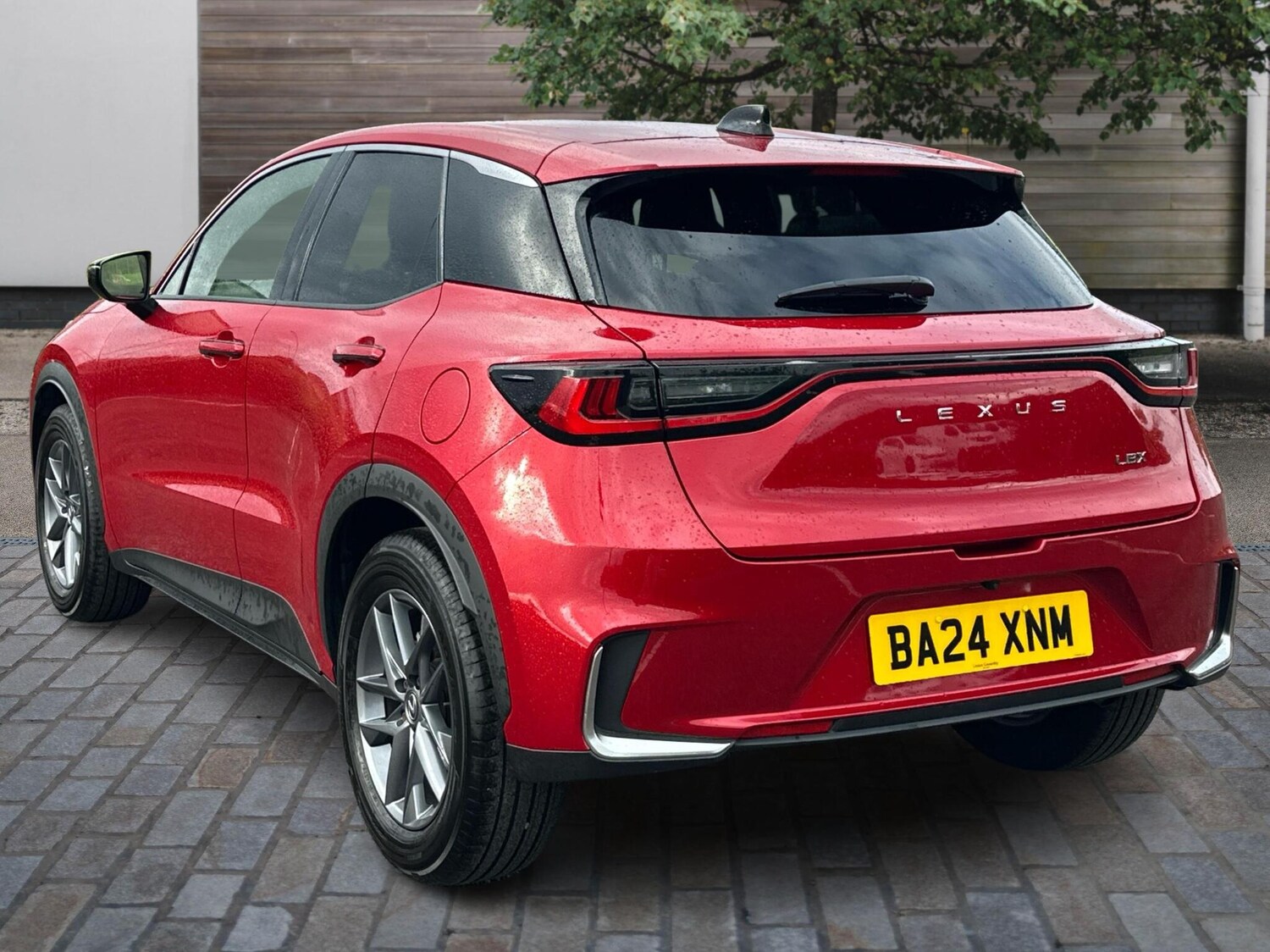 Used Lexus LBX 2024 for sale - 75950551: Photo 3