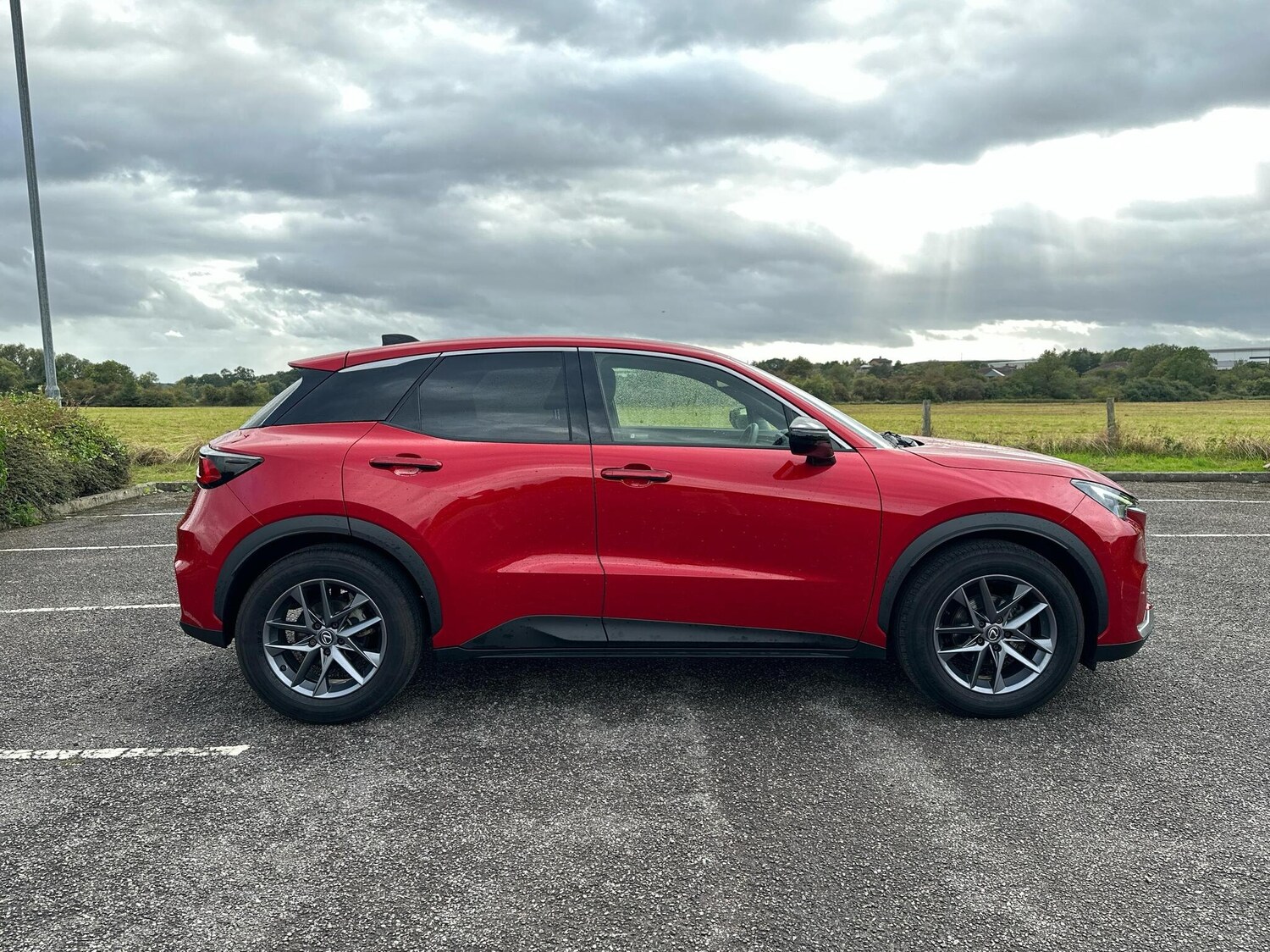 Used Lexus LBX 2024 for sale - 75950551: Photo 4