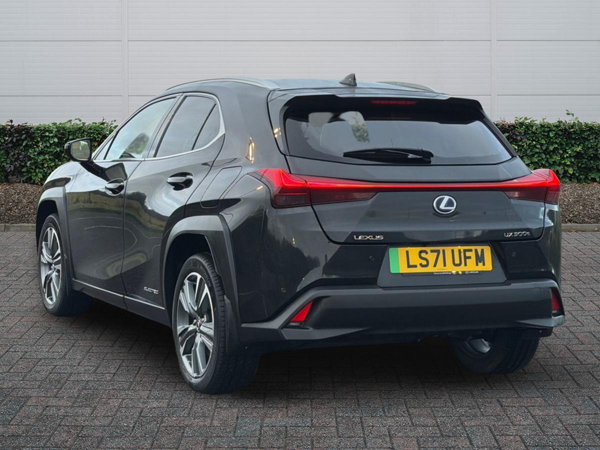 Used Lexus UX 2021 for sale - 77231637: Photo 2