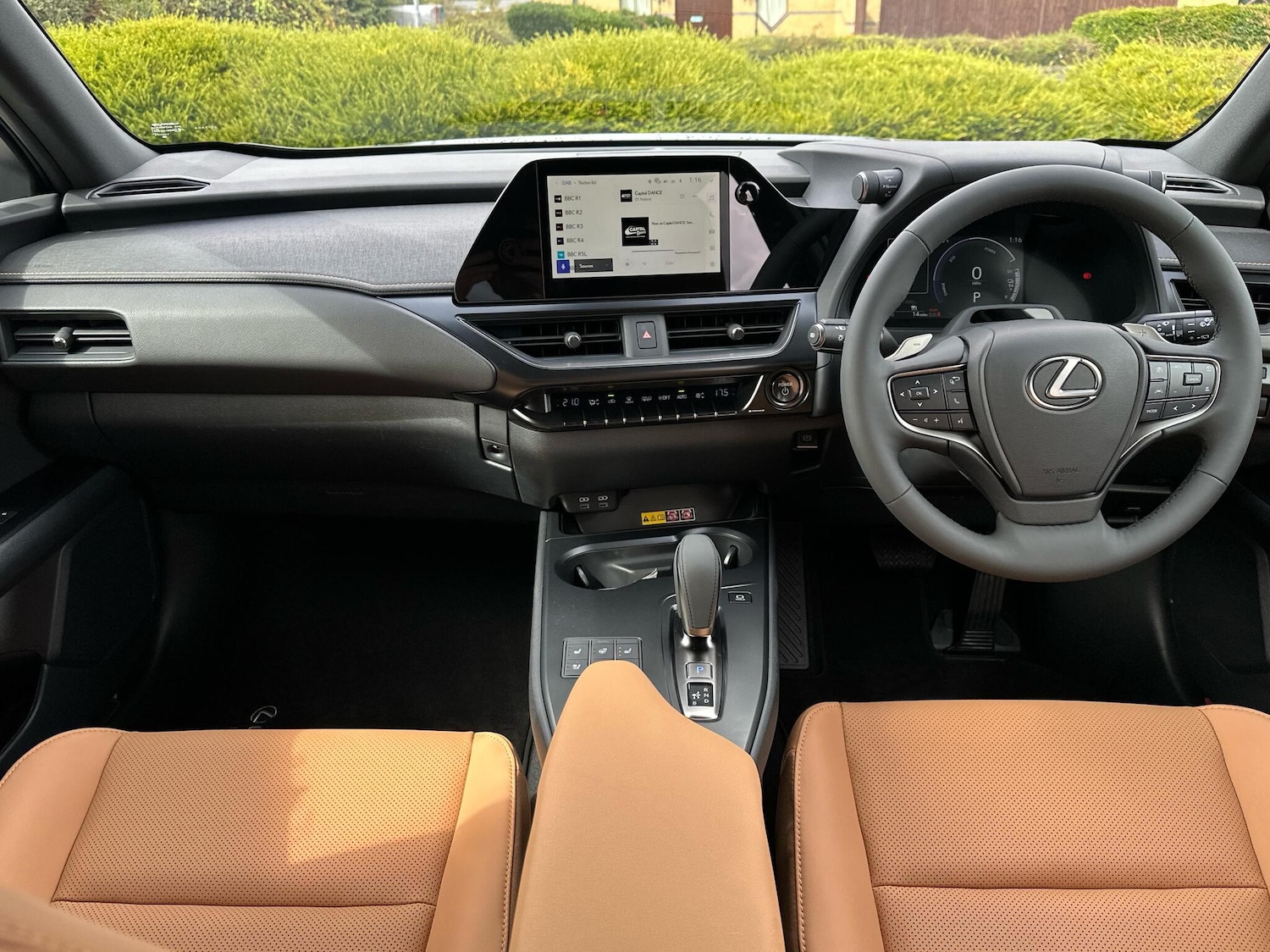 Used Lexus UX 2025 for sale - 77770740: Photo 12
