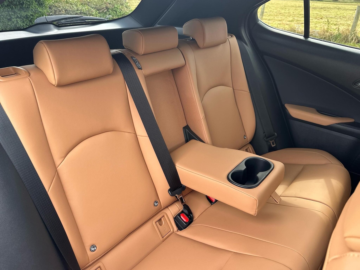 Used Lexus UX 2025 for sale - 77770740: Photo 9