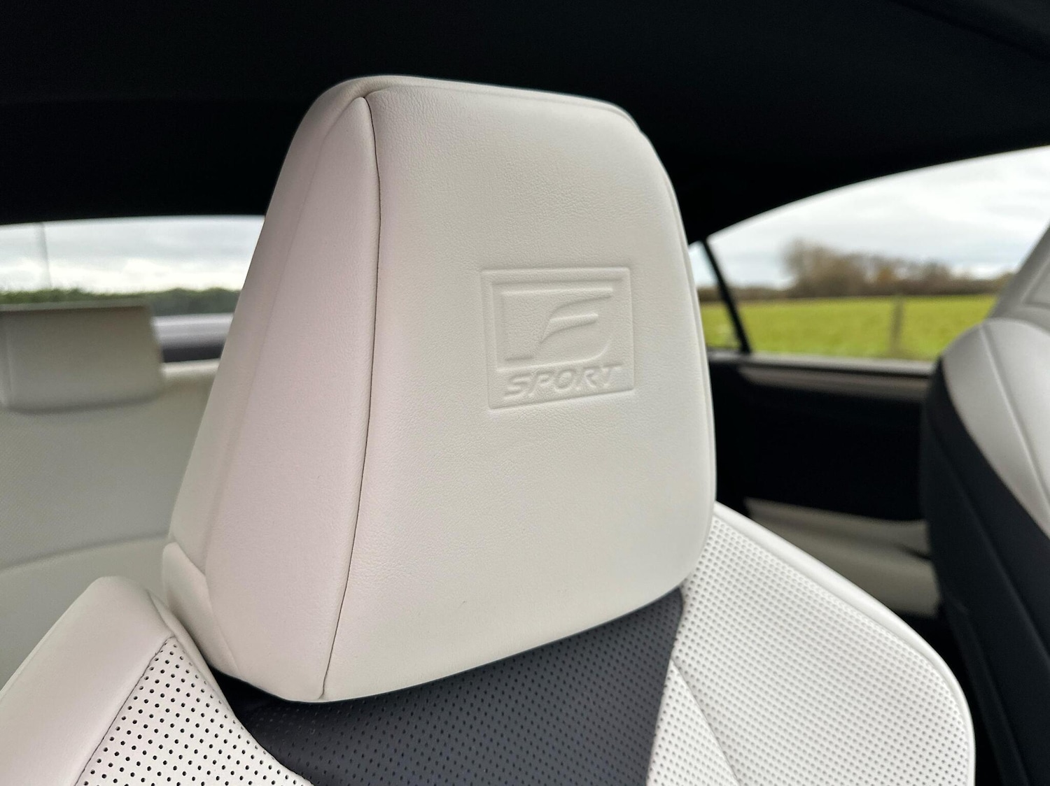 Used Lexus ES 2023 for sale - 76730707: Photo 18