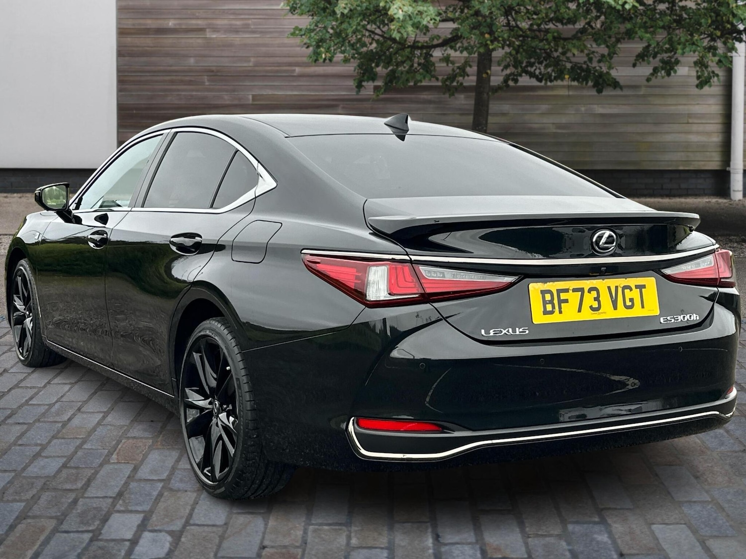 Used Lexus ES 2023 for sale - 76730707: Photo 3