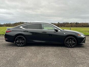 Used Lexus ES 2023 for sale - 76730707: Photo
