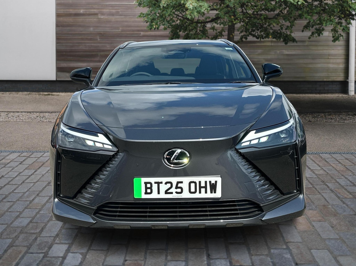 Used Lexus RZ 2025 for sale - 76800497: Photo 2