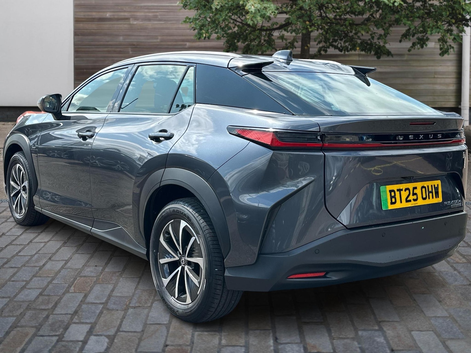 Used Lexus RZ 2025 for sale - 76800497: Photo 3