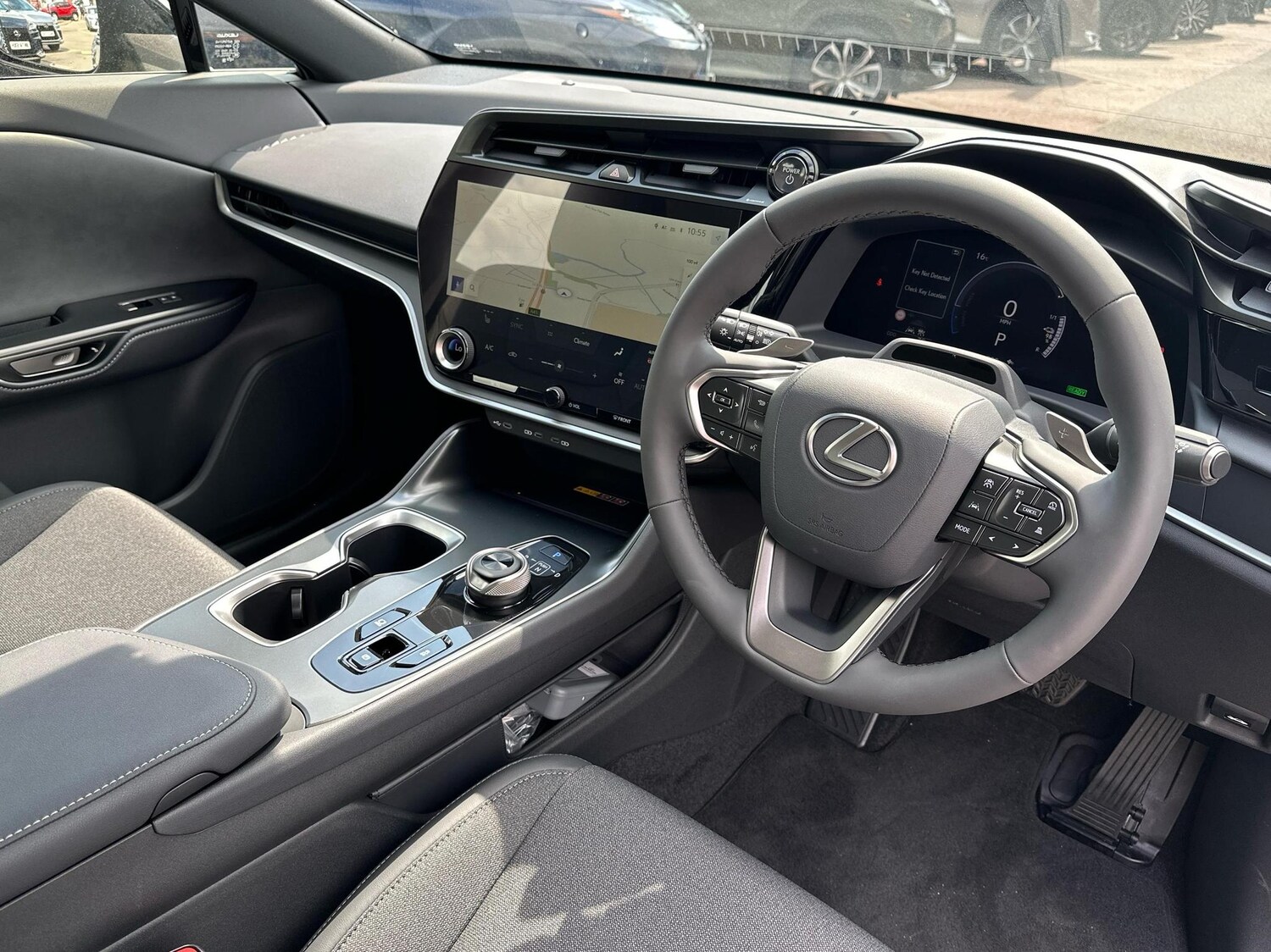 Used Lexus RZ 2025 for sale - 76800497: Photo 7