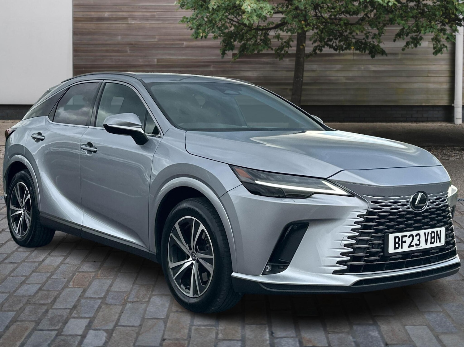 Used Lexus RX 2023 for sale - 76372381: Photo 1