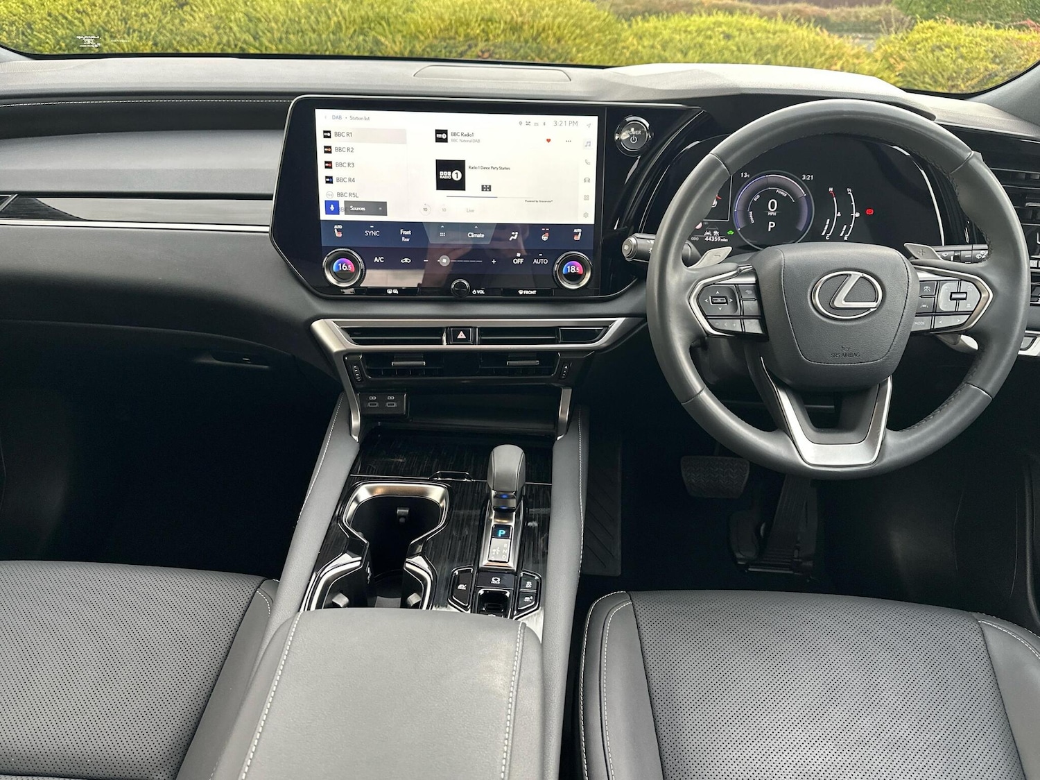 Used Lexus RX 2023 for sale - 76372381: Photo 12