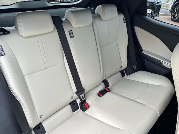 Used Lexus LBX 2025 for sale - 75142561: Photo 9