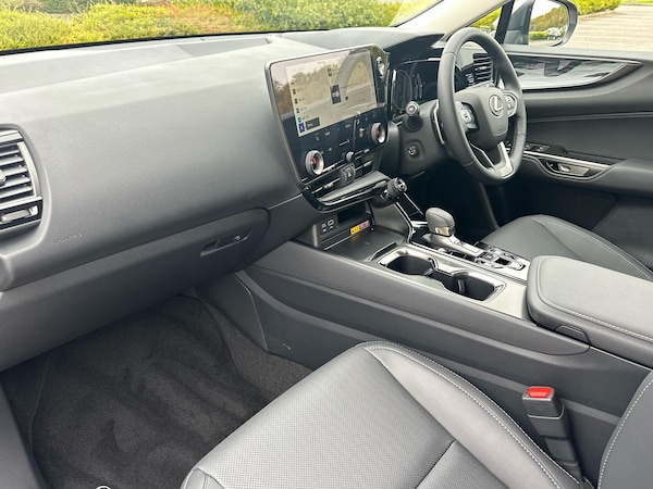 Used Lexus NX 2025 for sale - 76241241: Photo 6