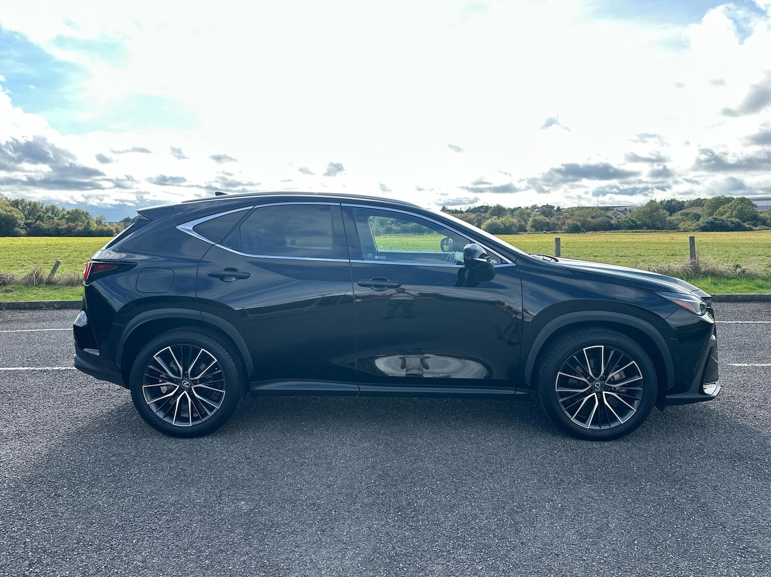 Used Lexus NX 2024 for sale - 75742508: Photo 4