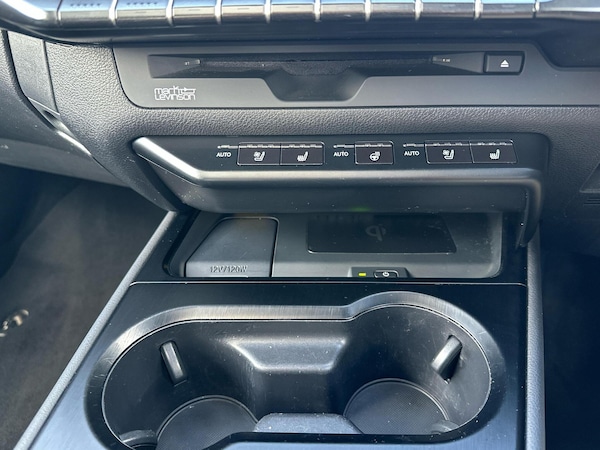 Used Lexus UX 2022 for sale - 76086195: Photo 17