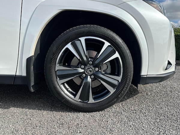 Used Lexus UX 2022 for sale - 76086195: Photo 5