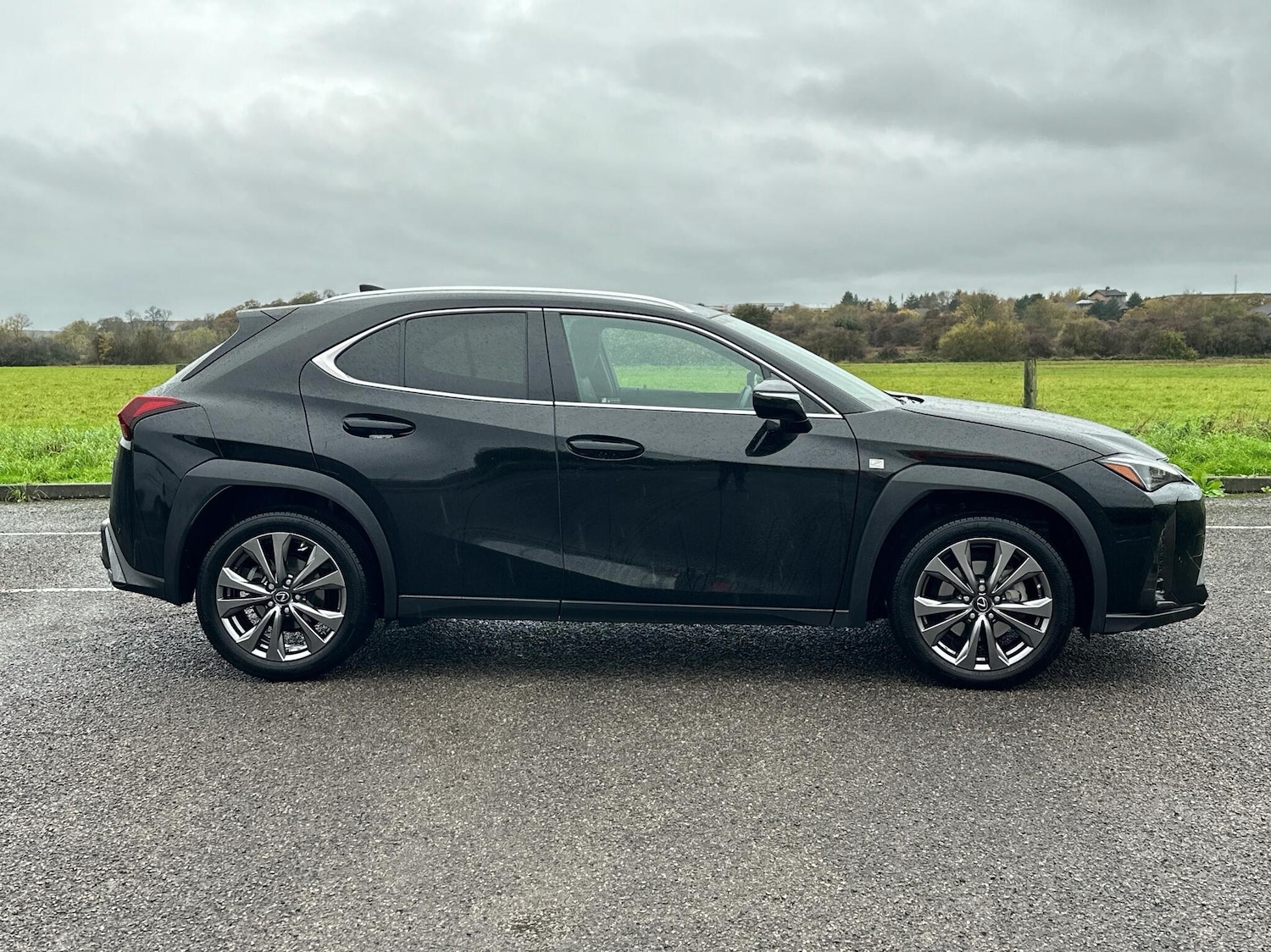 Used Lexus UX 2023 for sale - 76539511: Photo 4